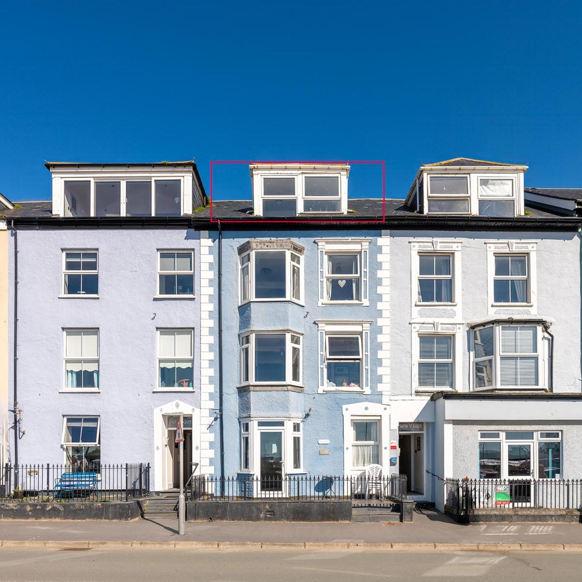 Aberdovey Sea View Apartment Aberdyfi ภายนอก รูปภาพ